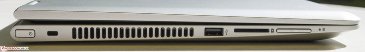 linke Seite: Powerbutton, Kensington Lock, Luftauslass, USB 2.0, SD-Kartenleser, Lautstärkewippe