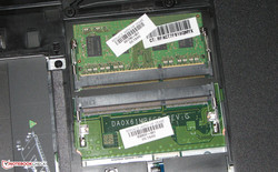 Wird ein zweites Arbeitsspeichermodul eingesetzt, erhöht sich die Grafikleistung.