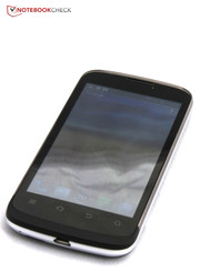 Das Gehäuse ist denkbar unauffällig.