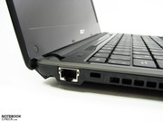 Der Netzwerkanschluss liegt schön weit hinten