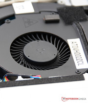 Schon ist man im Inneren und hat Zugriff auf den Lüfter...