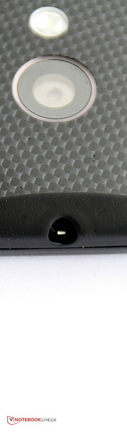 Der Headsetport an der Oberseite kann ebenfalls ruhigen Gewissens genutzt werden.