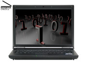 Stark: FSC spendiert dem M9400 einen dicken und sehr soliden LCD-Innenrahmen. Zudem ist der Rahmen sowohl optisch als auch haptisch sehr angenehm profiliert. Da lässt sich nichts eindrücken!