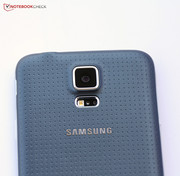 Bei der Kamera punktet das Galaxy S5 mit Detailreichtum und UHD-Videos.