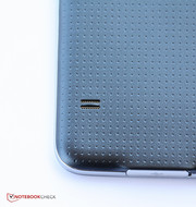 Der Lautsprecher ist zwar ordentlich, kann den Stereolautsprechern des ONE M8 aber nichts entgegensetzen.