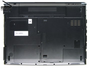 Die Kernkomponenten und die Festplatte sind via Wartungsdeckel leicht zugänglich.