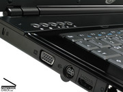 Als technisches Schmankerl bietet das C6537 bei den Schnittstellen einen modernen HDMI-Anschluss an.