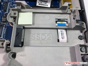 M.2-2280- und 2,5-Zoll-Steckplatz können gleichzeitig verwendet werden