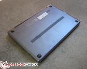 Keine Schrauben bedeutet leider auch kein einfacher Zugang zu Hauptplatine und den Basissystemkomponenten