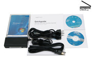 Übliches Zubehör: Das Betriebssystem und das Brennprogramm ist optional.