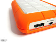 ...aber mit anderen Schnittstellen versehen, hier finden wir eSata und USB 2.0