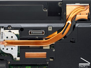 Das Reinigen des Lüfters und der Heatpipe-Lamellen ist beim VGN-SZ71WN/C nicht einfach.