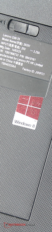 Das Windows-8-Notebook wird von einem A6-6310 mit vier CPU-Kernen befeuert.