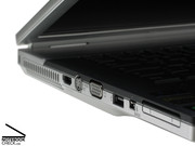 Dafür gibt es an der linken Seite auch einen HDMI-Anschluss.