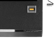 Kaum zu glauben, aber der Edel-Mini integriert TPM (Trusted Platform Module) und einen Fingerabdruckleser - klasse!