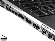 Einmalig: Das U2E integriert als 11,1-Zoll-Ultraportable DVI als μ-Port.