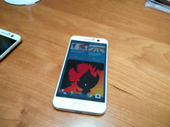 Der neue BlinkFeed spielt nun auch Videos ab.