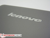 Das Gehäuse erinnert an das U300s.