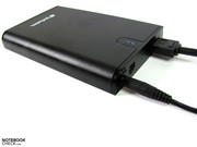 in der Regel wird man wegen seltener eSatap-Anschlüsse kaum um eine zusätzliche Stromversorgung per USB herumkommen