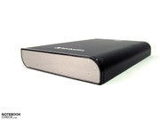 Spiegelblende zieht Fingerabdrücke an, sonst ist das Gehäuse pflegeleicht