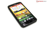 Das HTC One S ist das Mittelklasse-Modell mit 4,3-Zoll-Bildschirm.