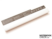 Die Kraft für Unterwegs bietet der 6-Zellen-Akku mit 48 Wh