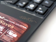 Karim Rashid hat sich mit seiner Unterschrift verewigt