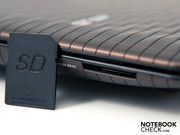 ... und einen 2-in-1 Kartenleser (SD (SDHC), MMC)