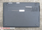 Der Boden ist aus Magnesiumlegierung.