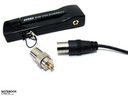 empfindliche Hochglanzoberfläche; Adapter für Antennenanschluss