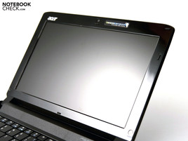 Die Spiegelungen werden durch die hohe Helligkeit ausgeglichen