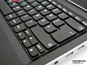 Das großzügige Chiclet-Layout entzückt Vielschreiber mit großen Tasten und ...