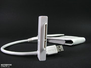 DDer iPile Adapter vereint SATA auf der einen Seite...