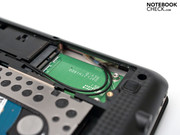 ... ein freier Mini-PCI-Express-Slot (ohne Antennen) vorhanden.