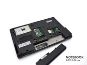 ... noch einige Klappen zum Nachrüsten der Hardware.