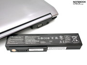 Für lange Akkulaufzeiten taugt der beiliegende 6-Zellen-Akku nicht.