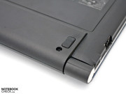 Äußerlich ist der 6-Zellen-Akku mit 66 Wh angedeutet, aber ...