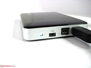 ...dafür bietet FireWire 800 die Möglichkeit externe Festplatten in Reihe zu schalten