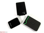 Im Vergleich zu sonstigen externen Festplatten ist das Gehäuse etwas größer