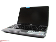 Edle Optik im klassischen 15,6" Format entsprechen dem Anspruch des Massenmarktes.