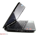 Dank der dominierenden hellen Farbgebung fallen Verschmutzungen weniger stark auf als bei dünkleren Gehäusen.