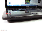 Dezente Status-LEDs informieren über die Arbeitstätigkeit.