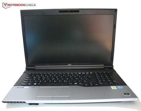 Im Test: Fujitsu Lifebook N532-0M3501DE