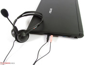 Zwei separate Audioports unterstützen auch ältere Headsets mit zwei Klinke-Anschlüssen.