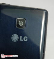 Die Kamera löst mit 3.0 MP auf.