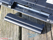 Der Akku hält den 15.6-Zoller drei Stunden auf den Beinen.