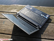 Den Quad-Prozessor Core i7-2820QM (4x 2.30GHz) gab es bisher aber nur in Workstations und wenigen High-End Gamern.