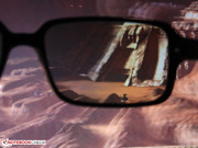 Der Hersteller setzt die Film Patterned Retarder (FPR) Technik,