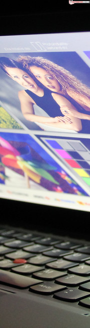 Lenovo ThinkPad X1 Carbon Touch 2014: Jetzt mit weiten Blickwinkeln.