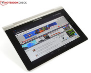 Im Kippmodus schreibt es sich hervorragend auf der virtuellen Tastatur.